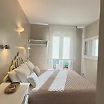 佩蒂特罗瑟洛公寓