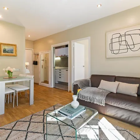 Apartamento Petit Rosselló Barcelona